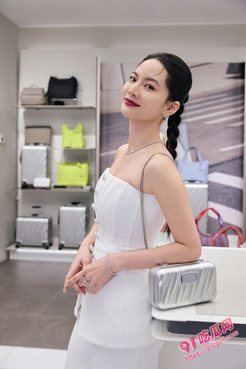 台湾女演员歌手 曾之乔 与淫魔 李宗瑞 性爱视频曝光 这让老公 辰亦儒 情何以堪 配图3