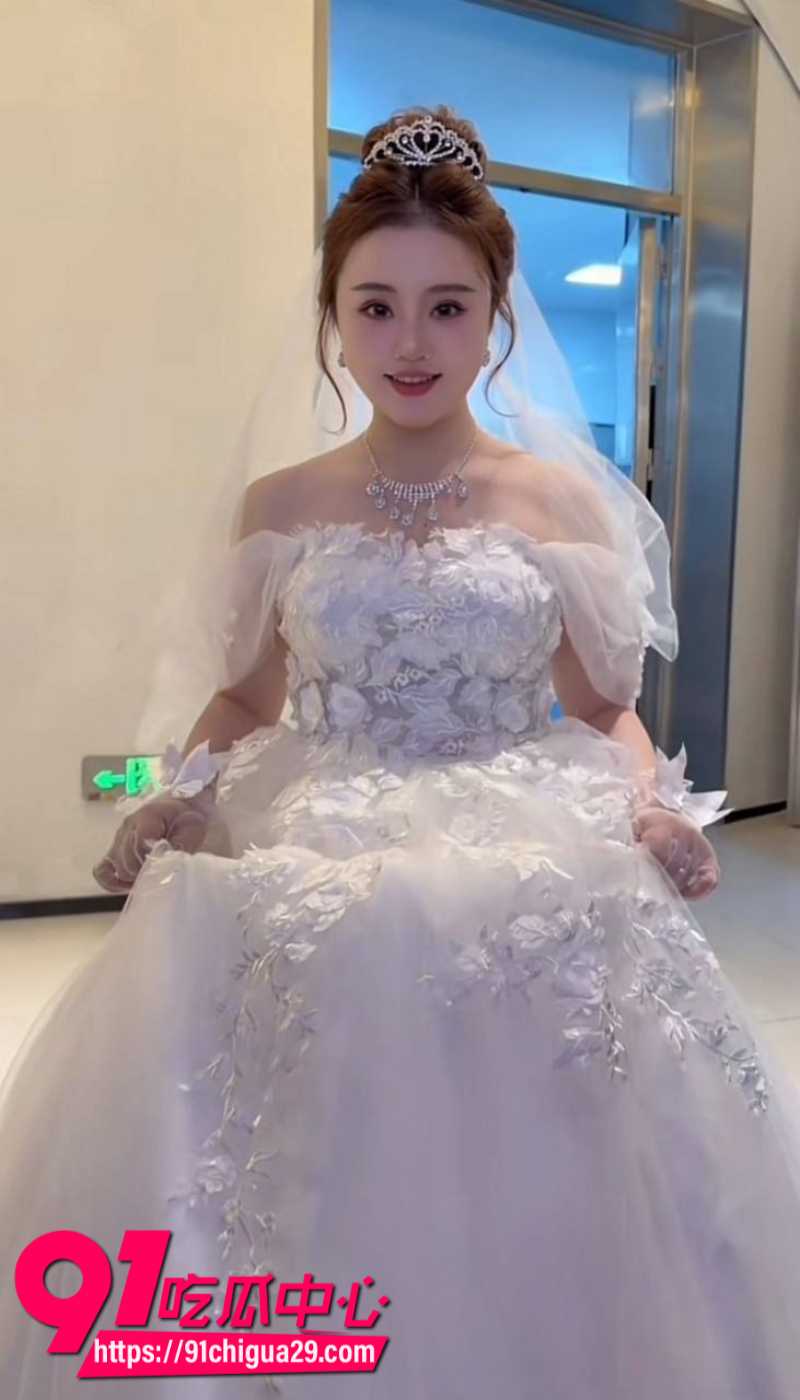抖音700W粉丝女网红贵阳二小姐知三当三勾引杰少偷情被庄楚华实名举报35 抖音700W粉丝女网红贵阳二小姐知三当三勾引杰少偷情被庄楚华实名举报35