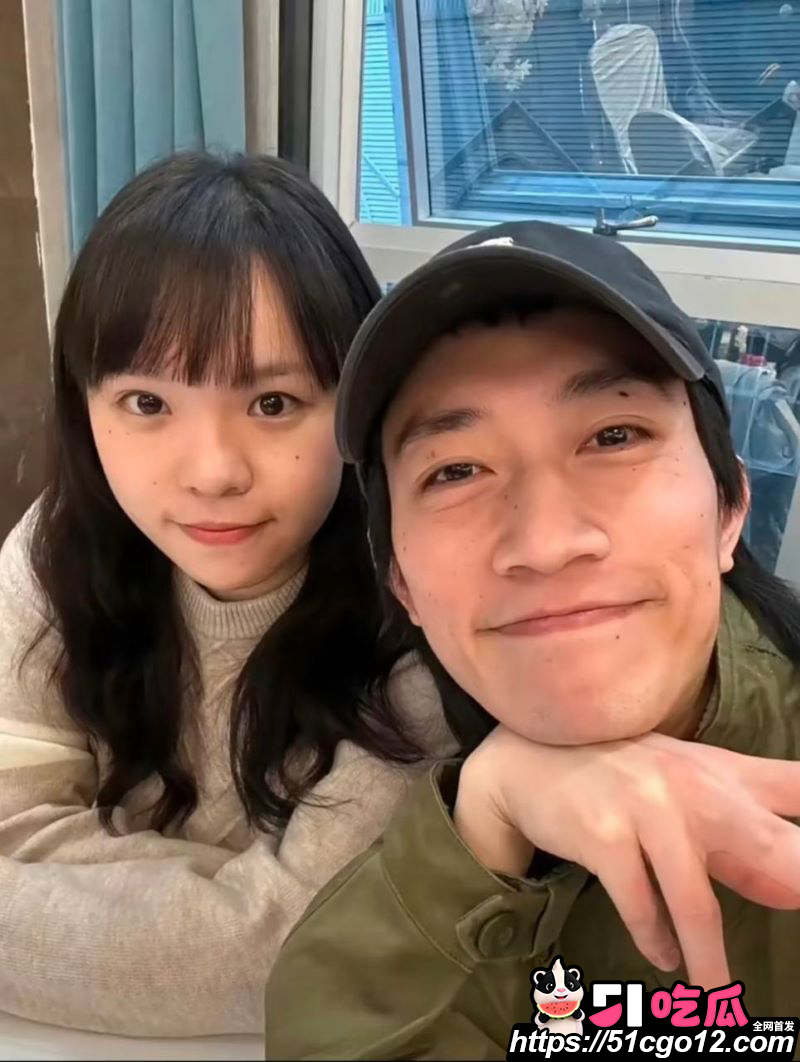 回春丹主唱刘西蒙婚内睡粉实锤 4 回春丹主唱刘西蒙婚内睡粉实锤 4