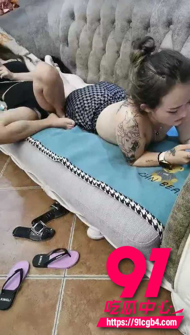 会所培训师鸡头哥 现场教学两个新人 全裸全身按摩示范 抠穴打手枪传教士体位爆操2