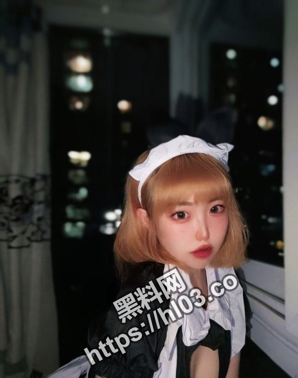 辽宁反差婊张馨予遭前男友曝光 人前清纯小萌妹 人后玩群P当骚母狗 曾被男友送给考研班男老师当炮友