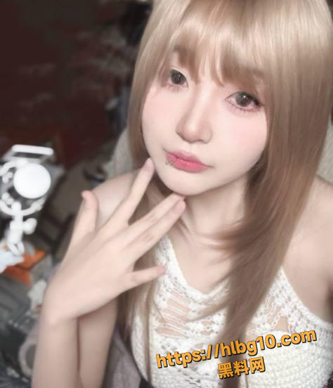 御萝双修高颜少萝保安 推特名zgo3o 带来美腿玉足黑丝自拍照片 极致丝足诱惑