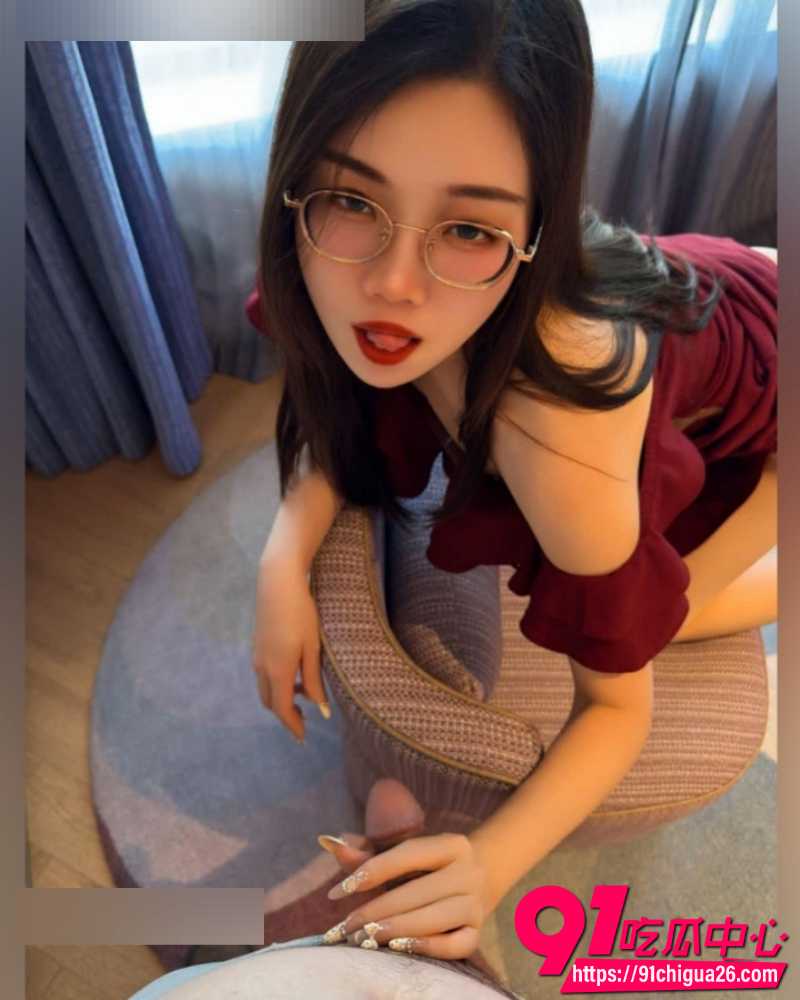 推特人妻souai1024禁忌新赛道 儿子亲身加入母子play 暗黑家庭欲望彻底引爆全网!