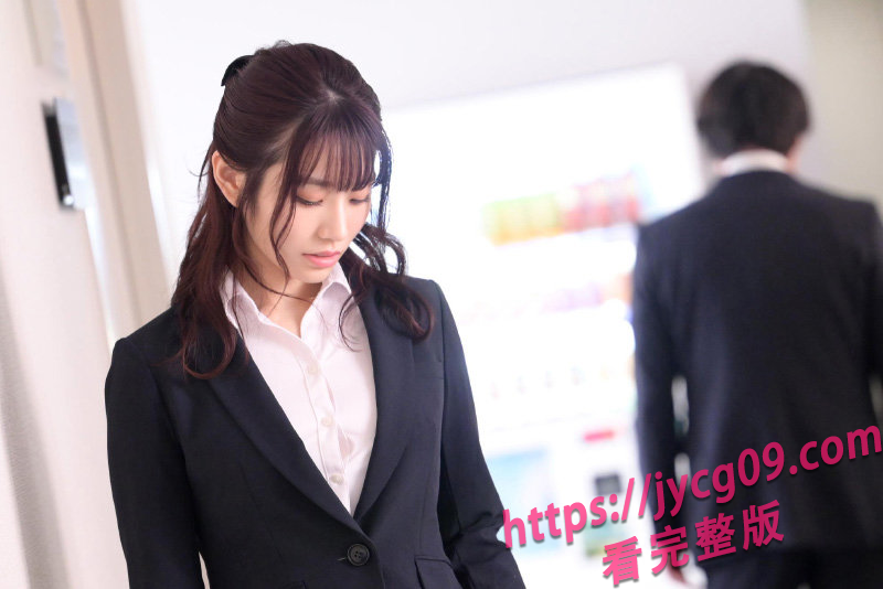 撸片推荐～出差共房激情上演 高冷女下属被撩动欲望边界！ 配图8