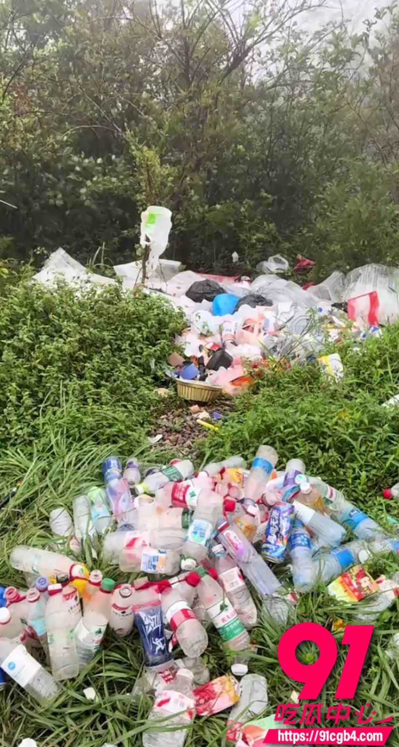 浙江博主昕霖大雷山捡垃圾 5