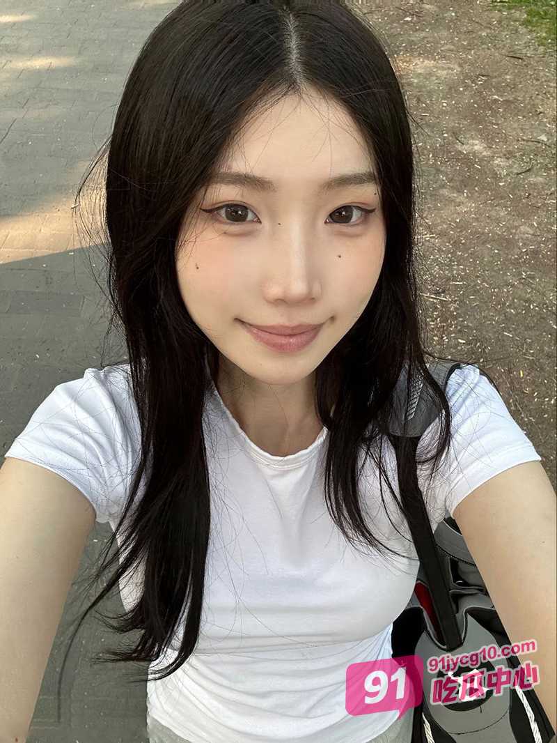 湖南师范艾添嫒坠入爱河 满满的青春少女 居然自带荡货属性~