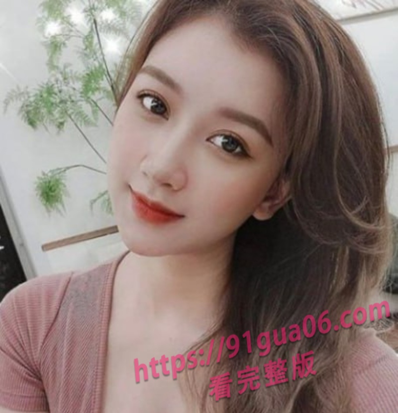猫先生约炮越南模特网红 FCup 落地窗前暴力后入打桩 配图2