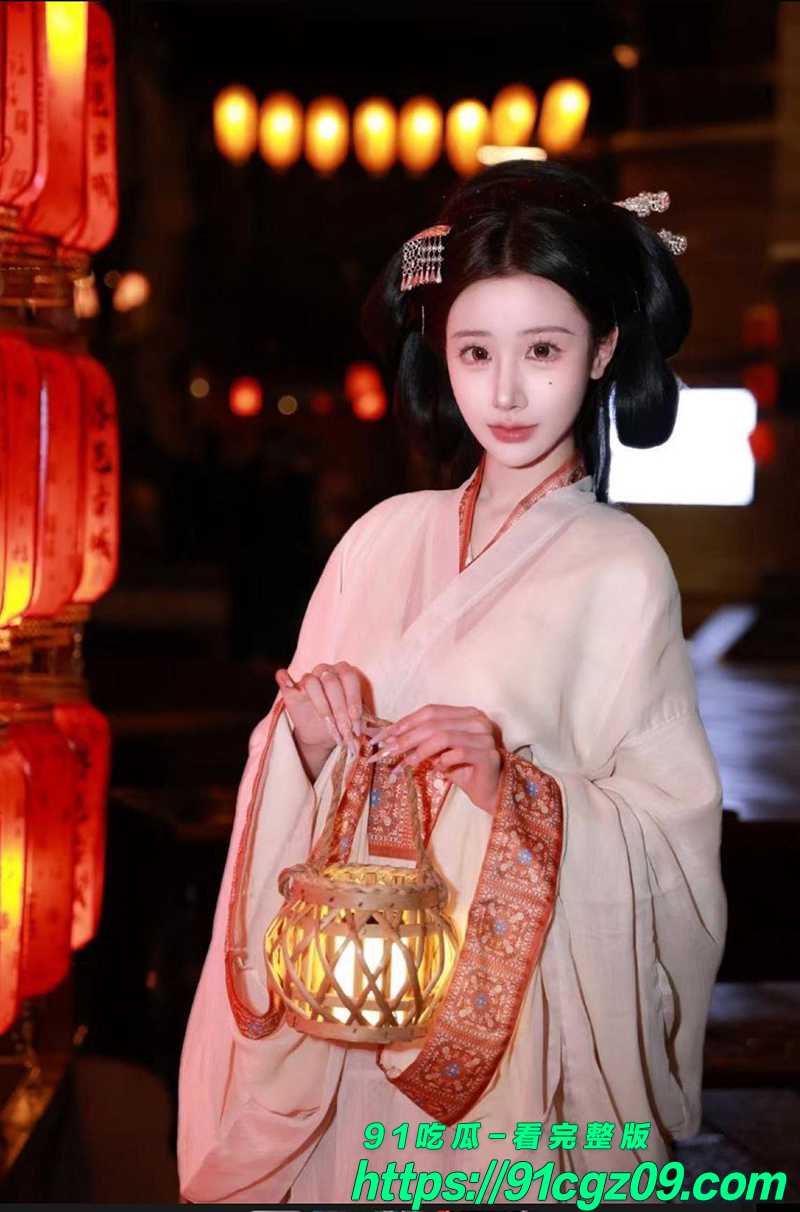 南京传媒校花刘池欣 人后竟是淫荡骚货 性爱视频惨遭渣男曝光