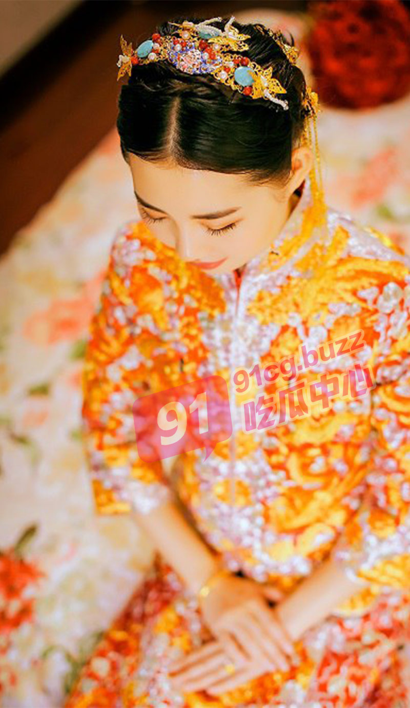 【结婚当天都能被绿？】上海金融分析师王荣宝大婚 新娘被伴郎摘桃子 “我们才是真爱！”