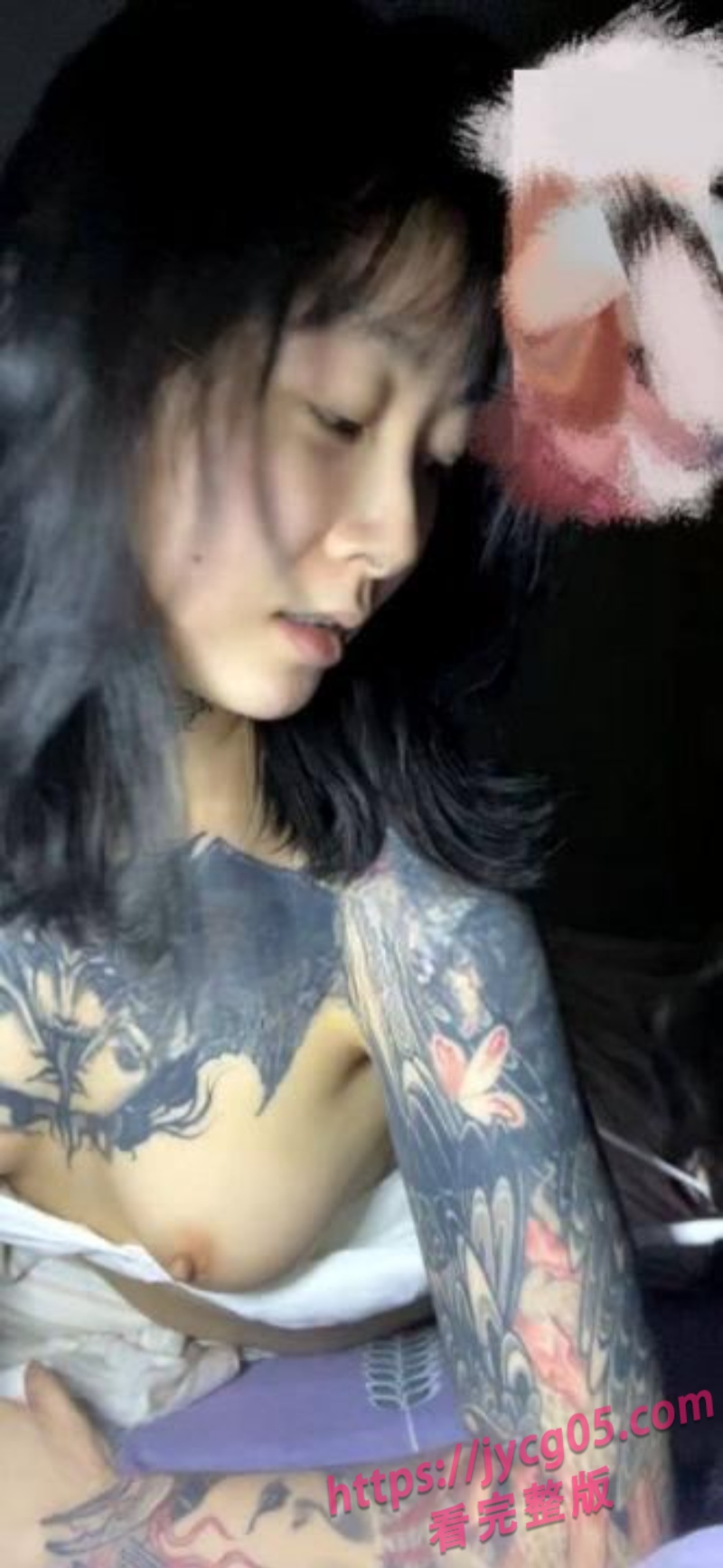 抖音网红lee李李翻车！纹身店老板娘私下提供性服务视频流出 配图4