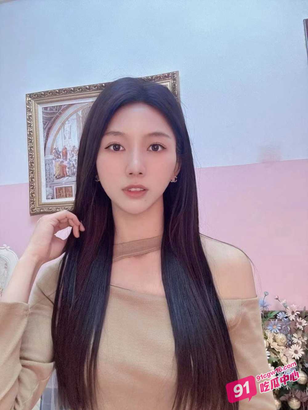 山西妹子方琼洁车上跟男友亲密 车内欲望高潮难以遏制！ 配图3