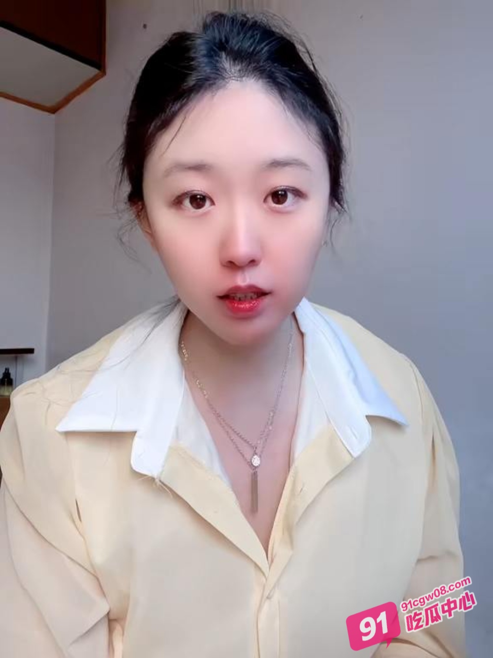 李宜雪事件全过程！抖音网红李宜雪自称遭辅警猥亵 网友报警完整版录音流出 配图2