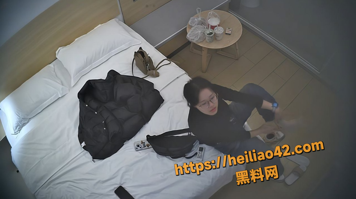 酒店监控高清偷拍 巨乳反差美少妇 放浪形骸多体位做爱 巨乳党的福音！