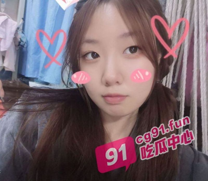 学生妹就是好骗 清纯甜妹马钰遭男友pua 戴着项圈调教后入爆操!