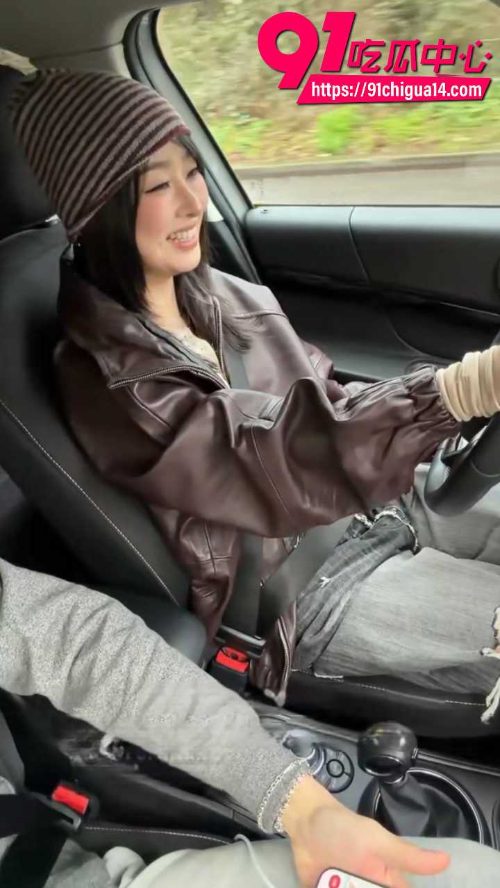 推特极品网黄噗噗平常的一天 表面清纯可爱背地里深喉吃鸡巴被操到喷水