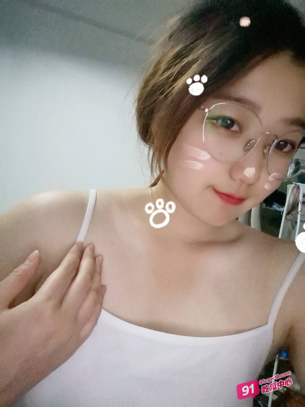 河南英语老师陈琳有特殊爱好 喜欢在网上勾引男人展示自己的小骚穴！ 配图4