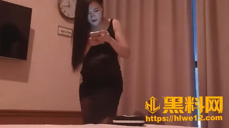 用户求瓜 红灯区寻找极品风骚御姐技师 享受特殊服务 撕丝袜后入爆操肥臀
