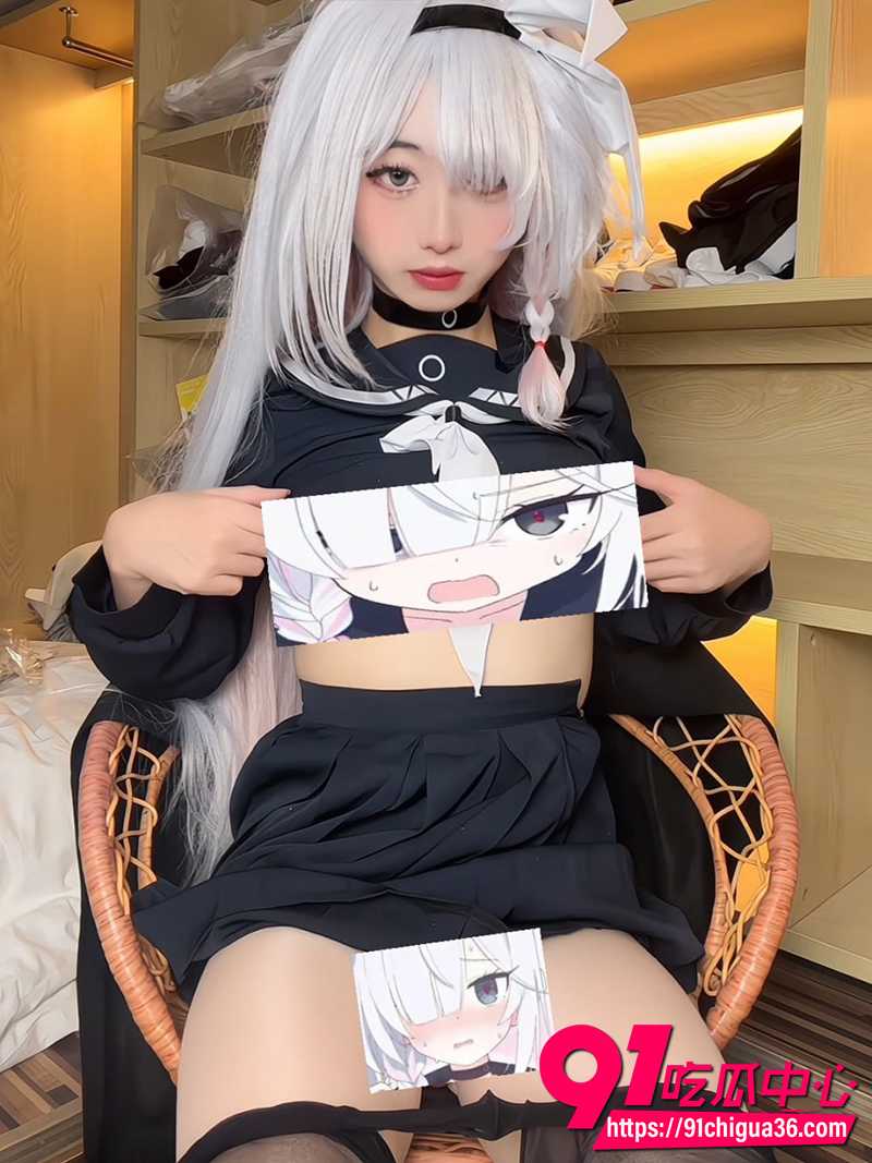 TS男娘银木偶kiyu 身穿性感水手服 道具深入肛门自慰!