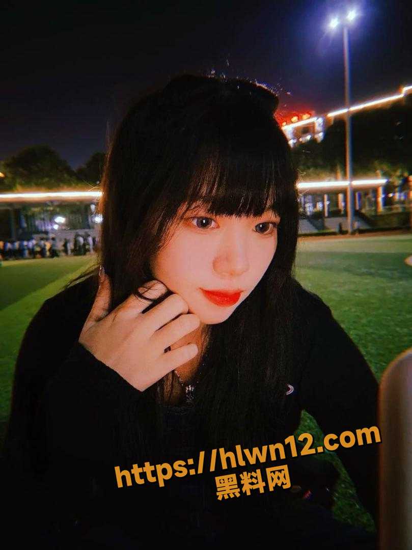 说好的只在床上爽你却备份让大家爽 极品良家御姐被强制拍下私密视频并惨遭泄露！