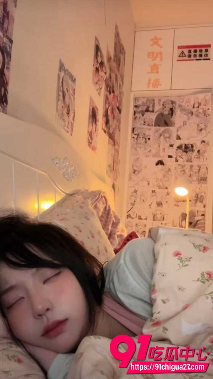抖音江西荨荨子裸聊自慰视频流出2 抖音江西荨荨子裸聊自慰视频流出2