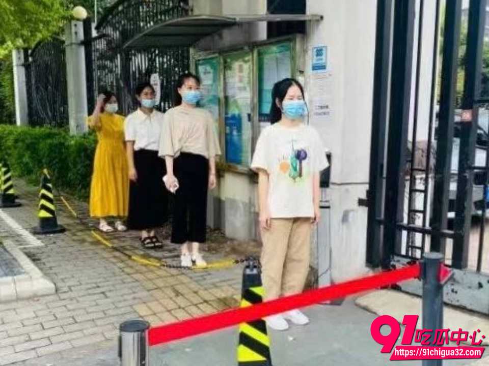 上海宝山幼儿园幼师任思佳5
