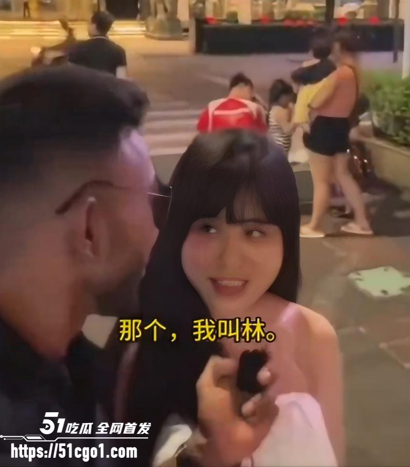 印度网红越南街头搭讪01