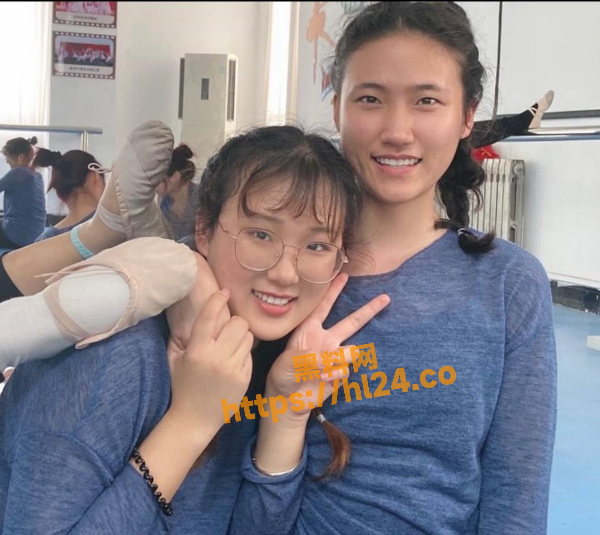 舞蹈系同宿舍四个舍友遭针对偷拍！洗澡上厕所没有一个能跑掉