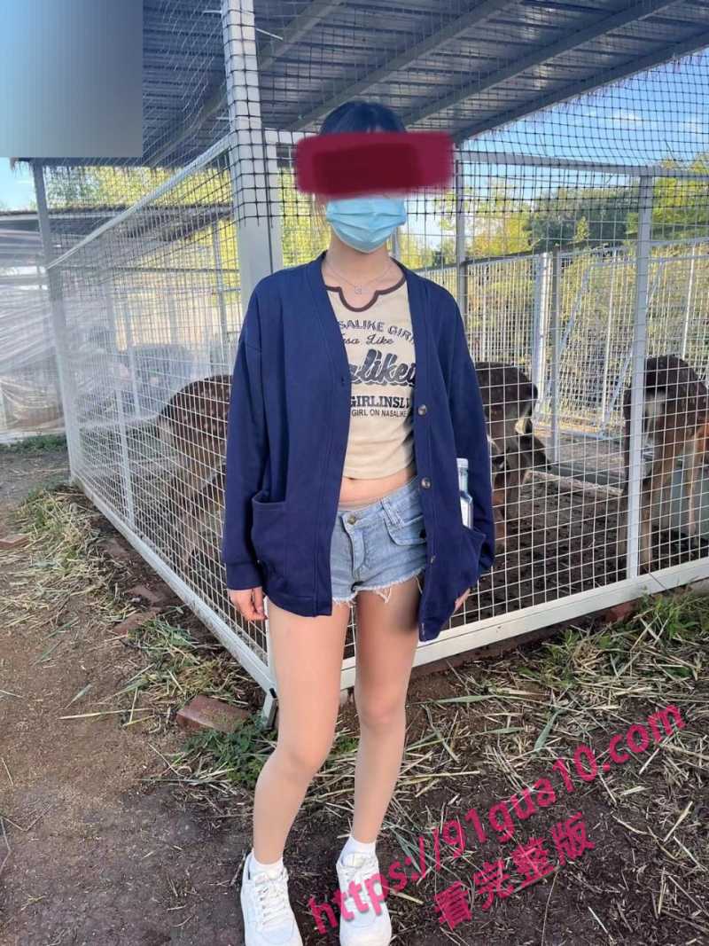 海角乱伦系列 户外与妹妹激情野战 狂轰后庭直说妹妹你好紧 配图8