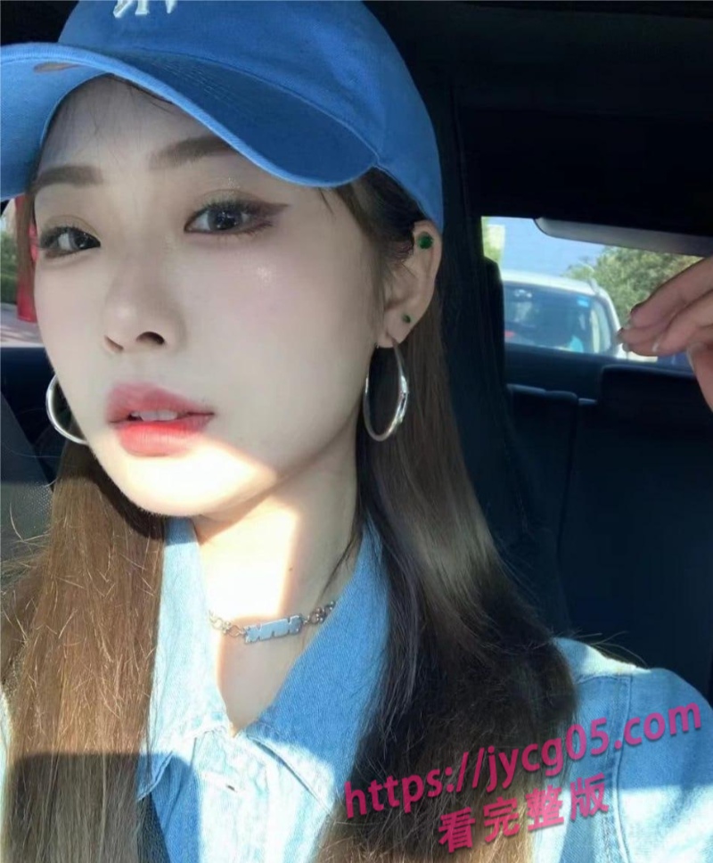 大连艺术学院女教师翻车！周诗琦高能自拍视频被前男友爆出