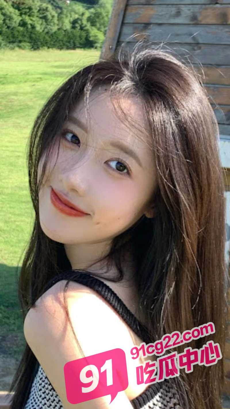 长沙经济学院大二学妹 兼职外围被同学嫖到 操完了逼竟然还发给同学看！