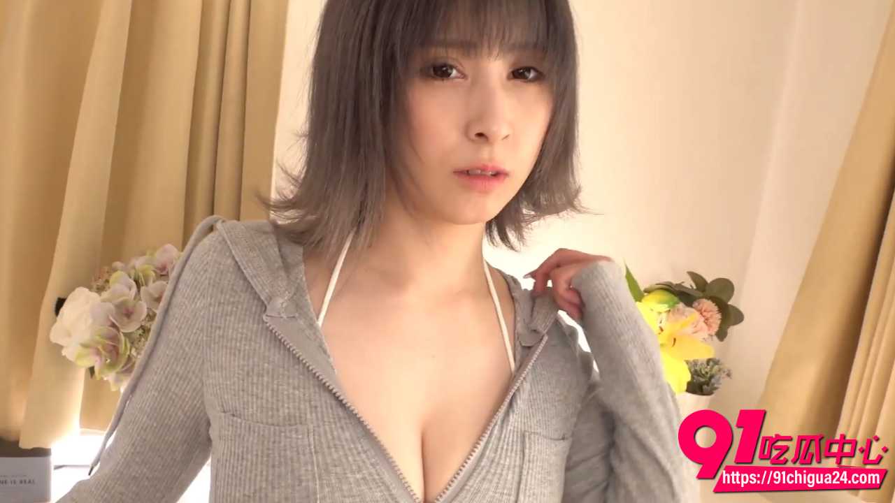 赤井美月 巨乳人妻 沙发自慰 跳蛋玩逼 PtoM舔鸡巴 无套猛操 骚穴喷水 高潮内射 汁水横流 极品少妇 极品巨乳人妻赤井美月沙发自慰玩跳蛋 无套猛操骚穴喷水高潮内射灌满1
