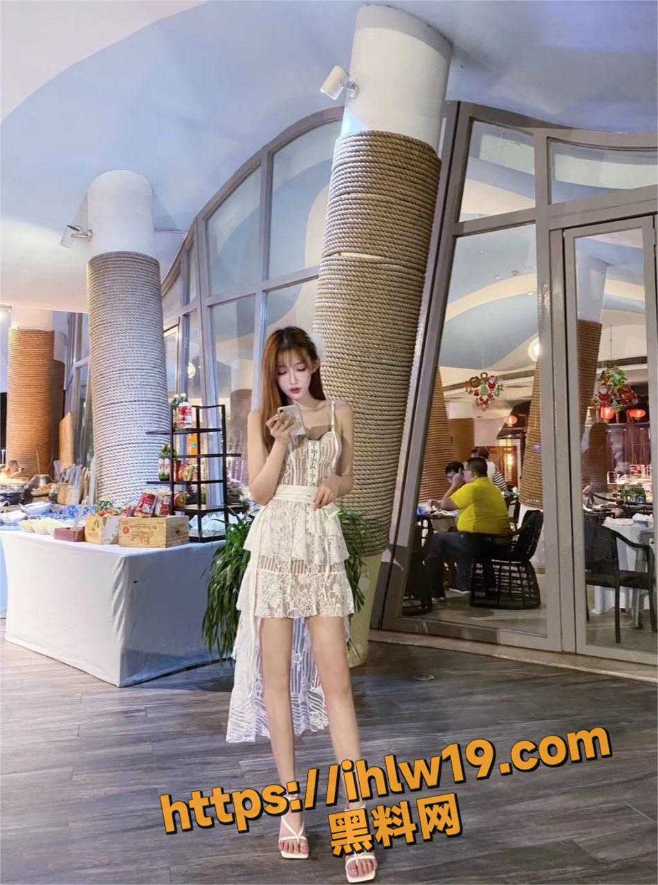 小情侣玩得挺花各种姿势统统上阵 上来就整一套69 猴急样像极了很久没碰女人的你一样！