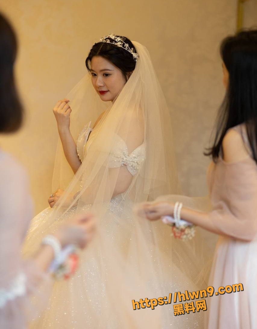 湖北省荆州市微胖清纯美娇娘刘艳婚前黑历史性爱视频被渣男泄愤曝光 劝解各位小姐姐远离渣男！