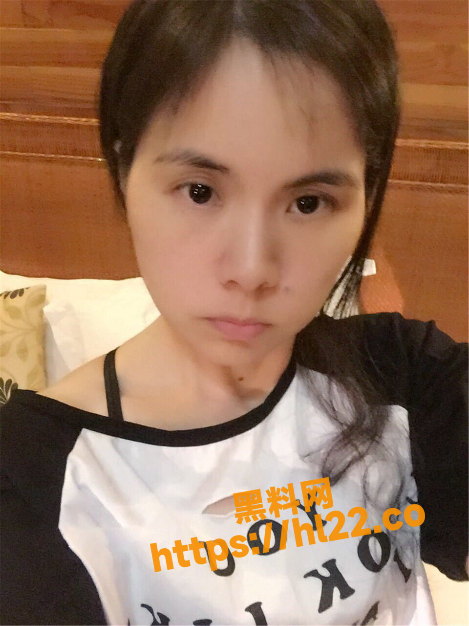 福建厦门气质短发贤惠绿帽人妻,与多名单男户外野战流出，群P被内射