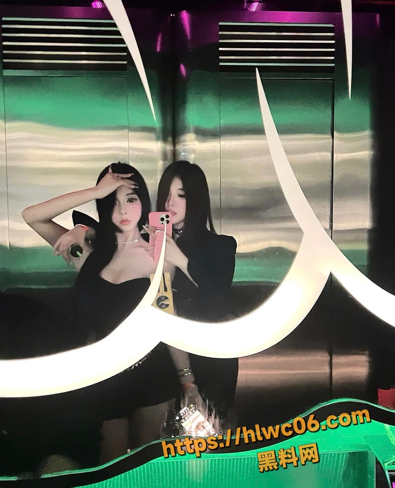 上海高颜值名媛 周乔楠 被金主调教视频惨遭泄露 细腰肥臀被后入爆操 浪叫不断！