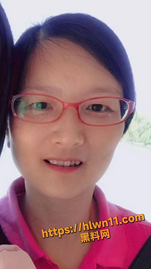 女人50坐地能吸土 看风韵犹存的半老徐娘 董冬英 与小鲜肉的日常缠绵 显而易见老阿姨内功更加深厚！