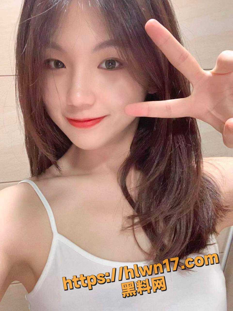 握不住的沙不如扬了她 新西兰高颜甜美俏皮留学生苏雅涵 花着国内男友的钱却和和老外啪啪被曝光！