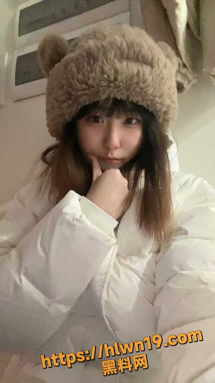落地窗前调教嫩妹爽到飞起 07年高颜值萝莉 杜寓苓 被无情玩弄全过程视频被男友曝光！