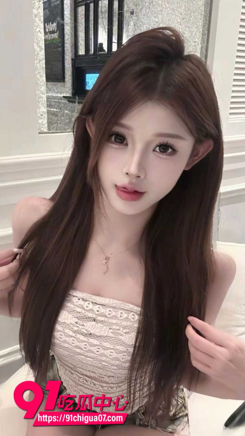 海角大神 勾引同学的妈妈乱伦激战 阿姨的性感肉丝让小伙欲罢不能