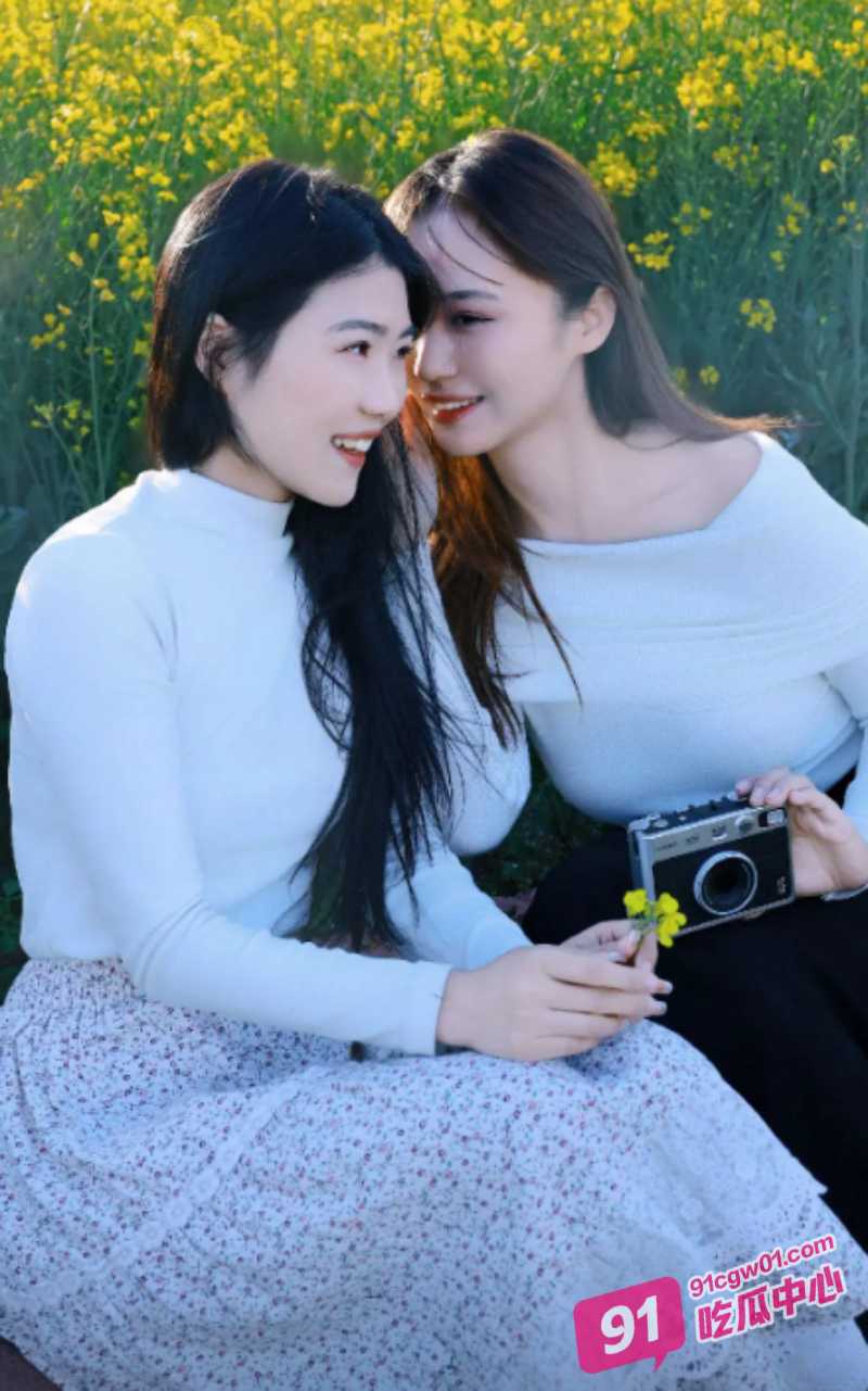 极品同性恋女神你的KK更新双女新作 双黑长直女神激情推奶 穴榨白浆！ 配图5