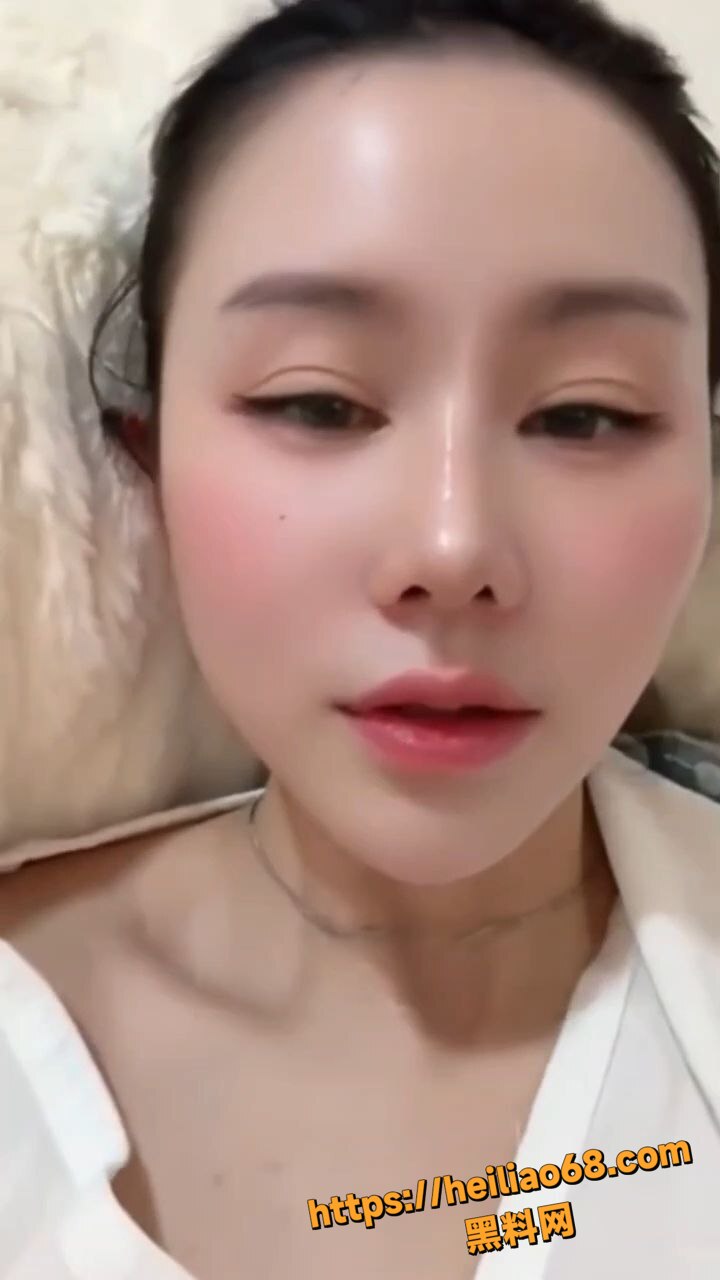 推特网黄博主 汐梦瑶 定制足交榨精纯享版 极品玉足诱惑无限 让人欲罢不能