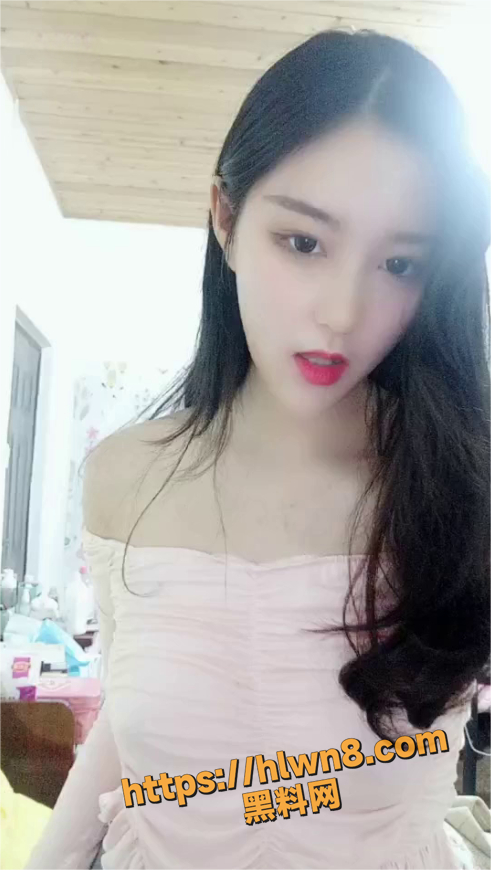 榜一大哥你想要的样子我都有 抖音反差嫩妹琳琳子给榜一大哥的私人福利合集！