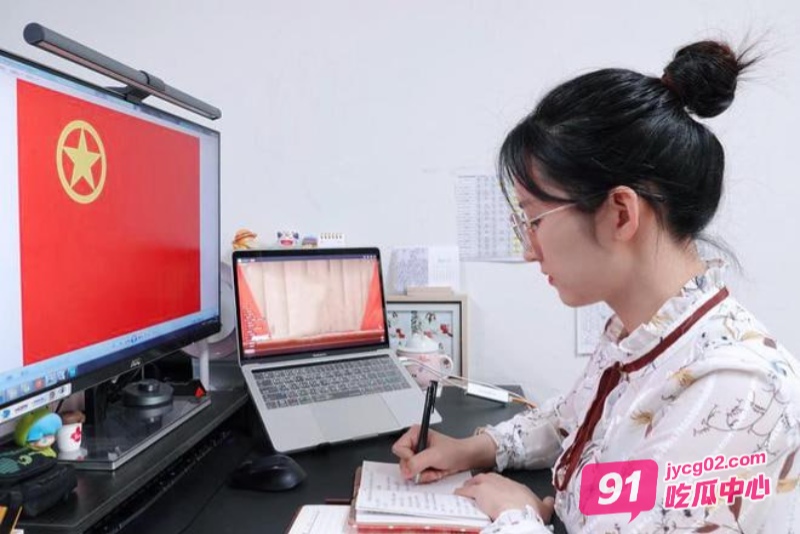 上海财政局女副科长出轨男科员被妻子曝光 这就是体制内淫乱丑闻～ 配图2