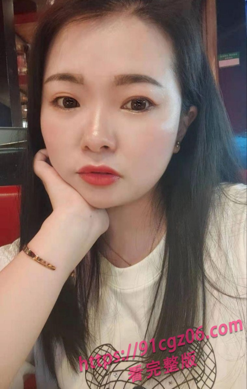四川人妻张英婚内出轨3.jpg