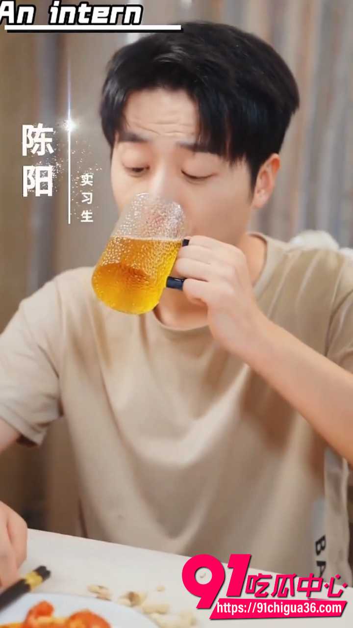 深夜催乳师1 深夜催乳师1
