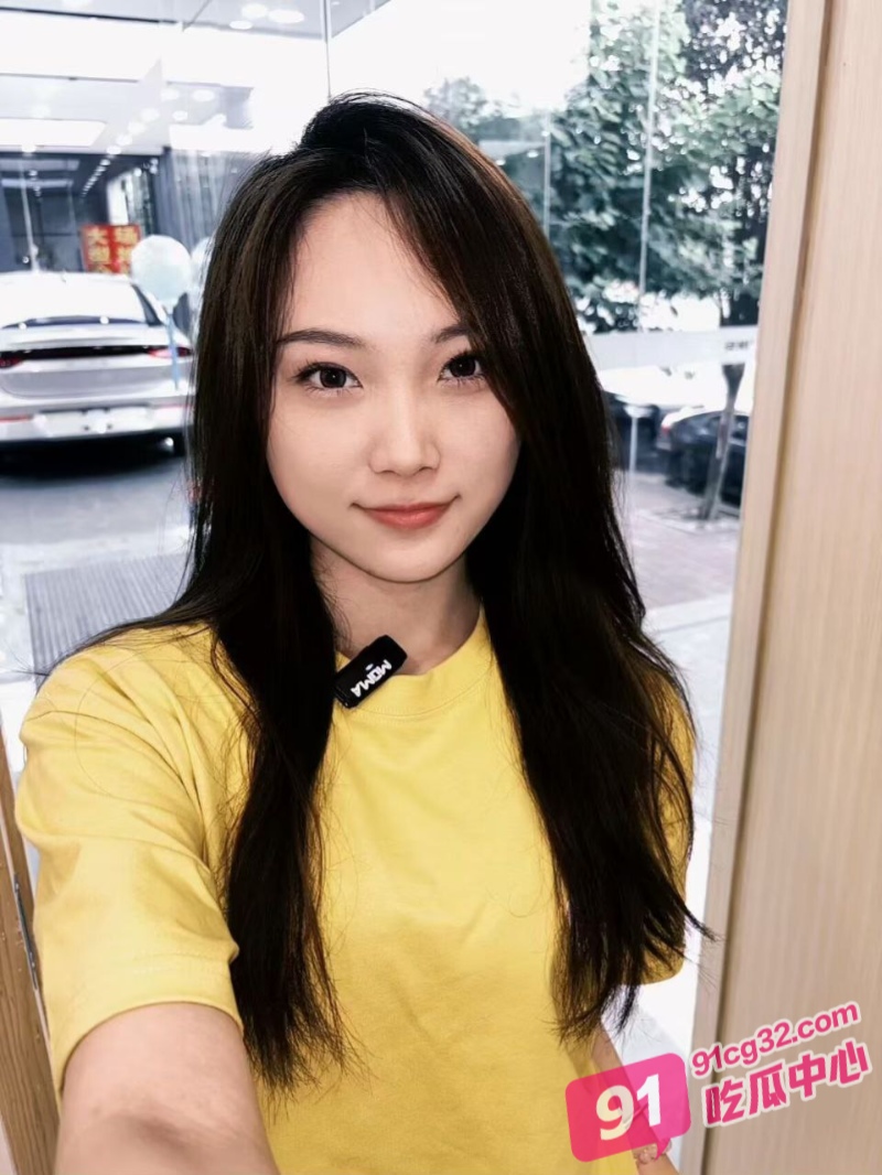 江苏南京美女曹长卿被片界大神陈老板探花 舔屁眼毒龙钻穴超色情！ 配图2