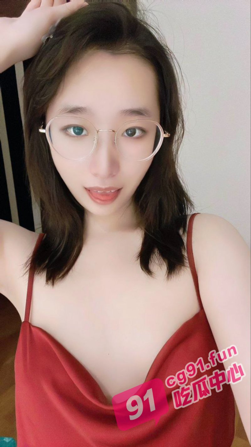 海角大神迷奸小表妹 极品颜值气质少女下药灌醉 粉嫩私处干到红肿内射
