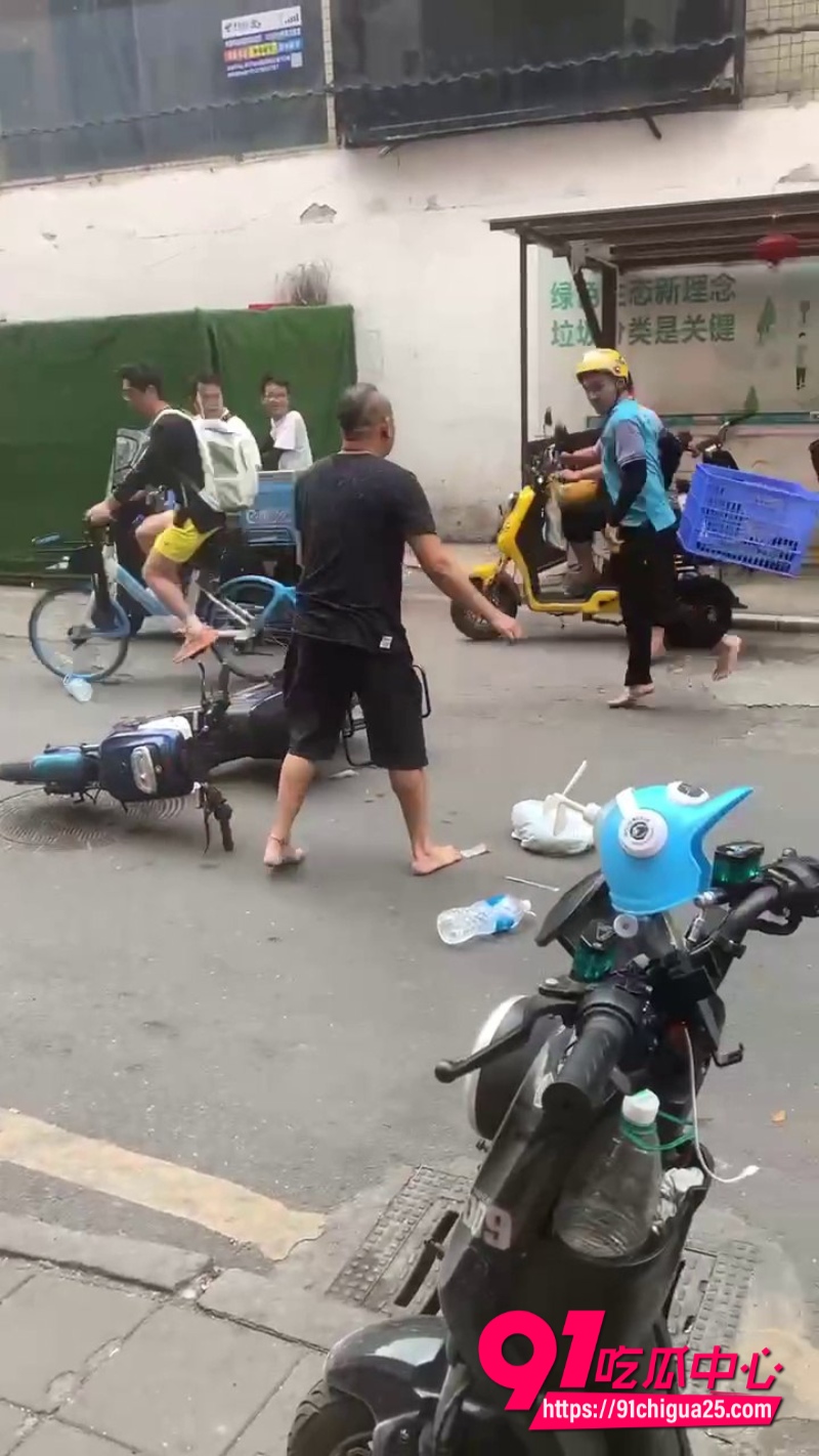 愤怒外卖小哥街头火拼大乱斗14
