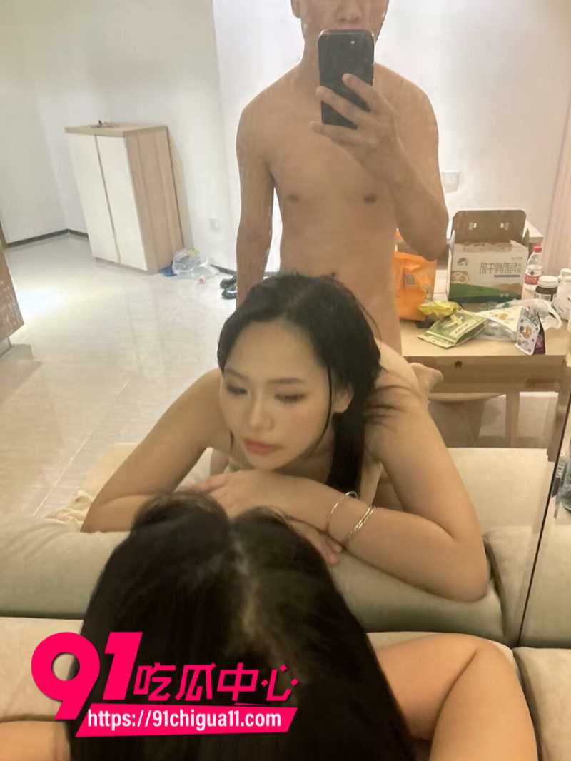 广东珠海高颜值少妇被绿帽老公曝光性爱画面9 广东珠海高颜值少妇被绿帽老公曝光性爱画面9