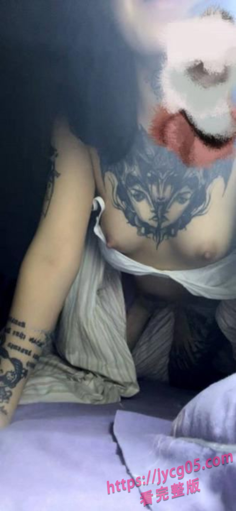 抖音网红lee李李翻车！纹身店老板娘私下提供性服务视频流出 配图5